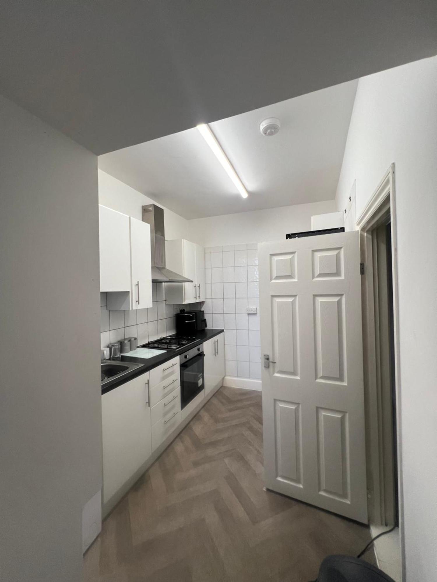 The Coral Guest House 1 Fratton Park Portsmouth Bagian luar foto