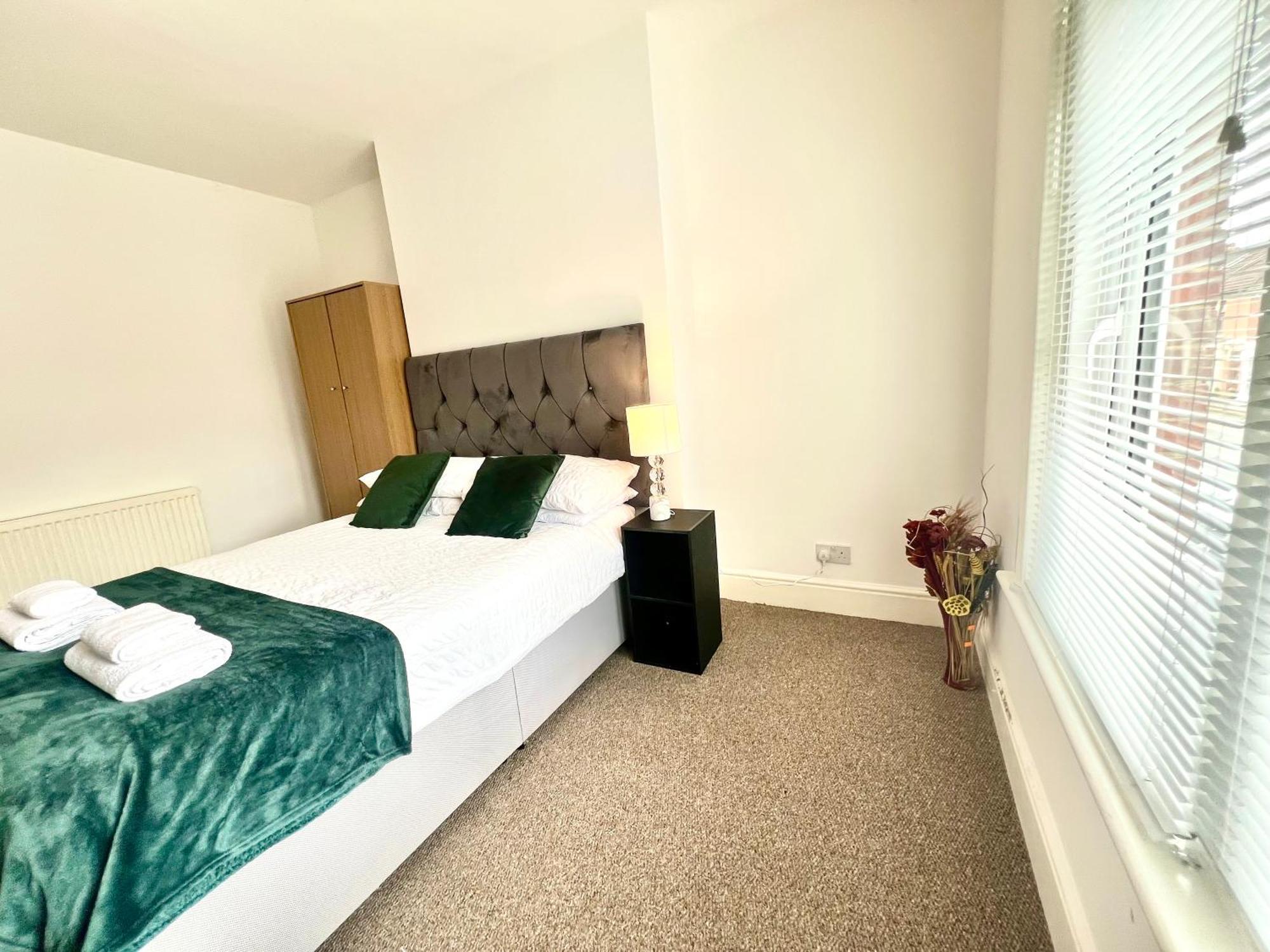 The Coral Guest House 1 Fratton Park Portsmouth Bagian luar foto