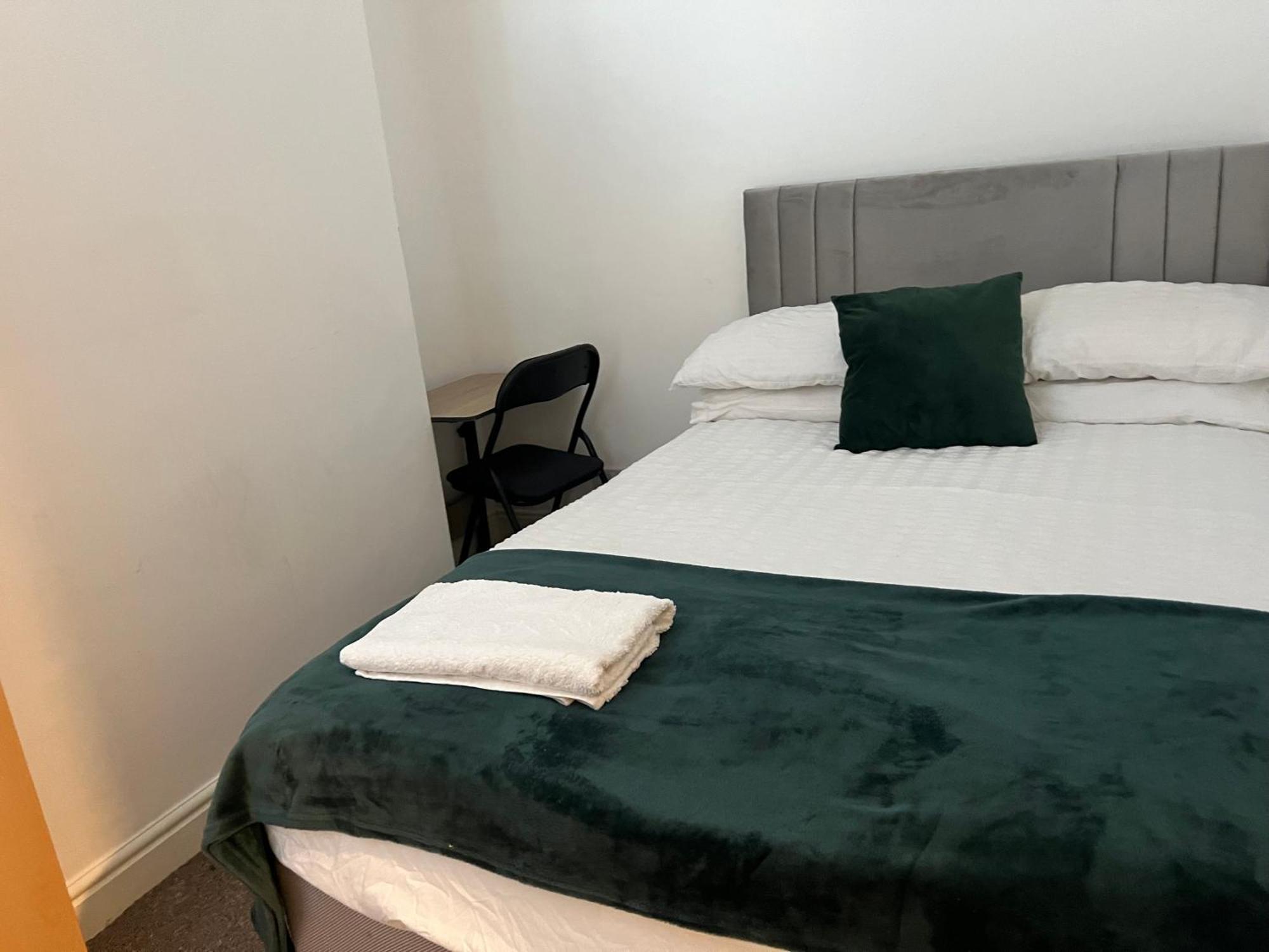 The Coral Guest House 1 Fratton Park Portsmouth Bagian luar foto